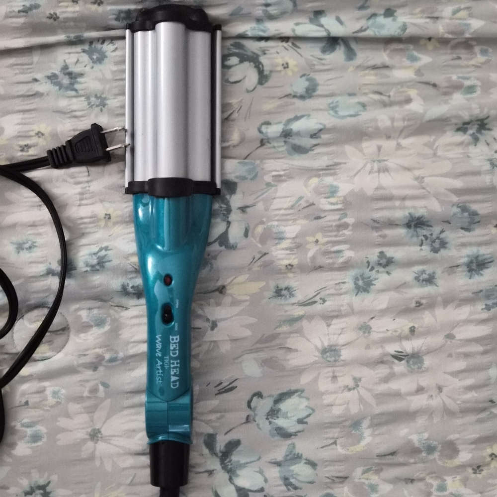 Bed Head Wave Artist Hair Waver